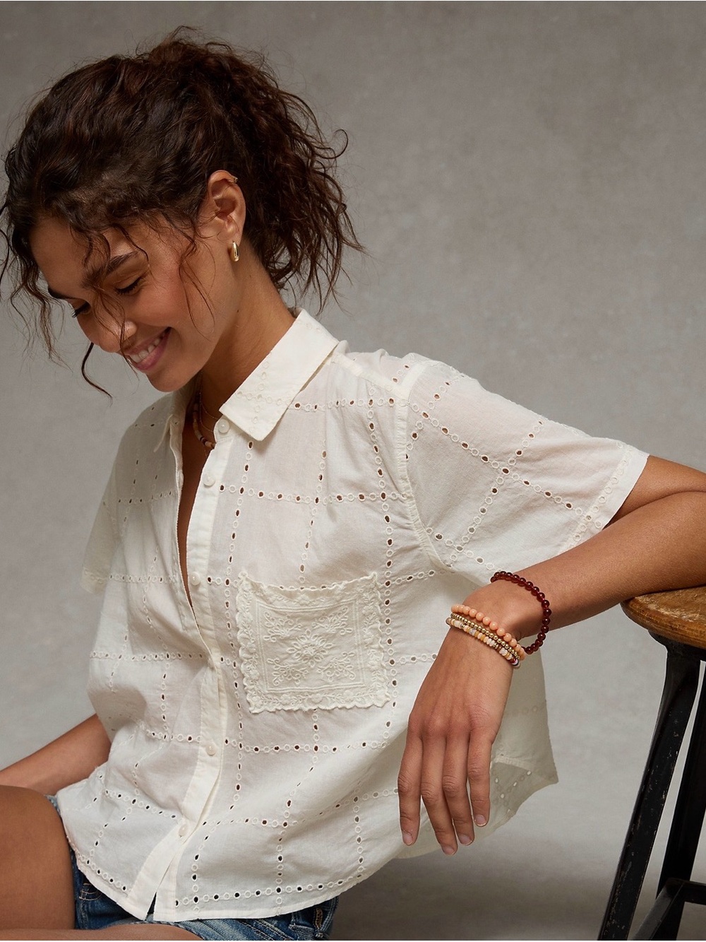 American Eagle Short-Sleeve Eyelet Button-Down Shirt - XS cream